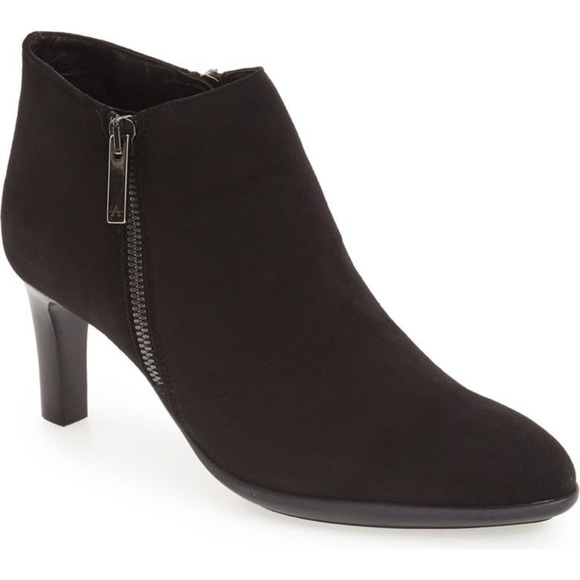 Aquatalia Shoes - NWT Aquatalia Dina Waterproof Suede Ankle Boot
